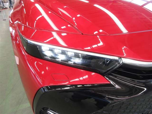 Toyota Crown Crossover 8