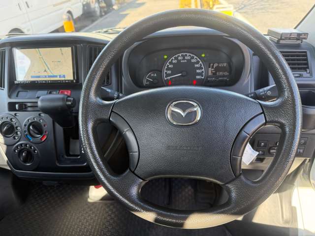 Mazda Bongo Truck 5