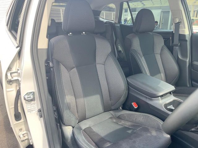 Subaru Legacy Outback 11