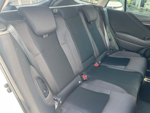 Subaru Legacy Outback 12