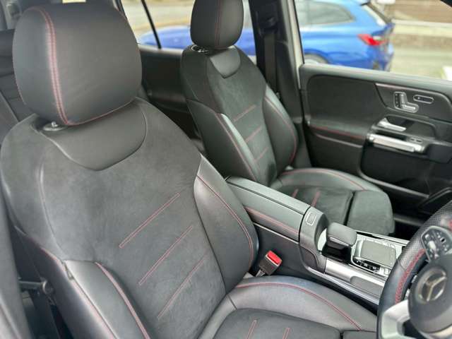 Mercedes-Benz GLB 4