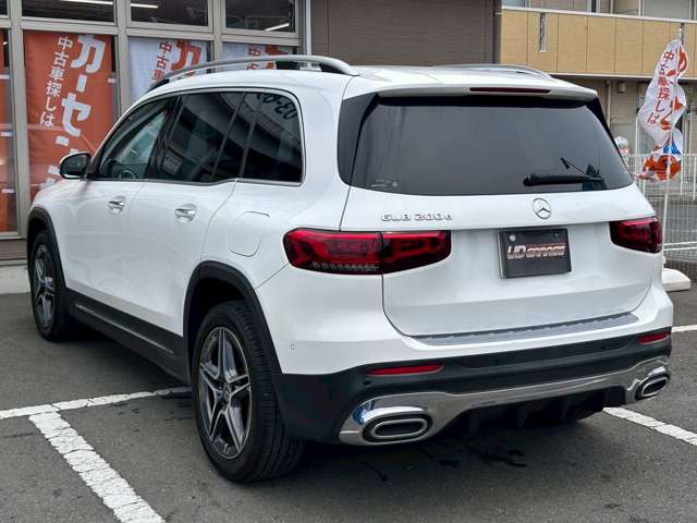 Mercedes-Benz GLB 7