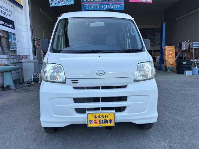 Daihatsu Hijet Cargo 11