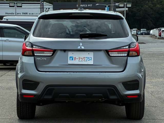 Mitsubishi RVR 11