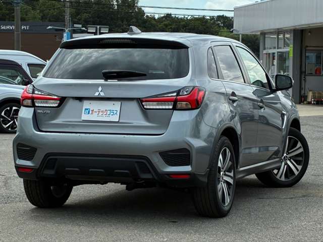 Mitsubishi RVR 7