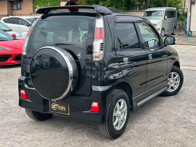 Daihatsu Terios Kid 4
