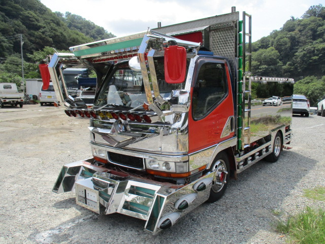 Mitsubishi Fuso Canter 3
