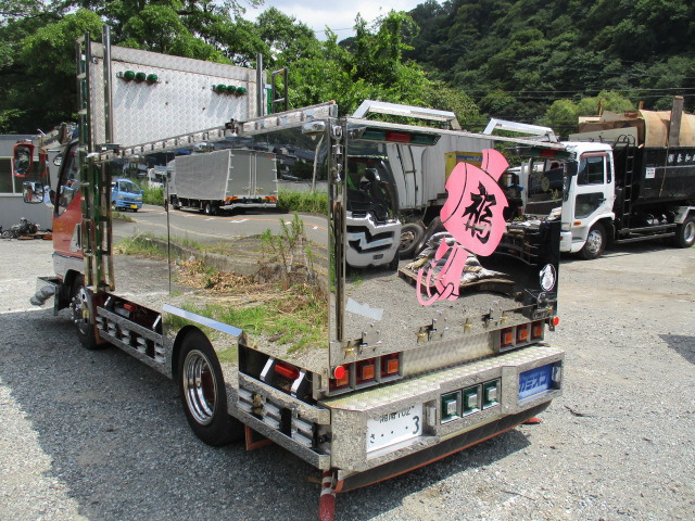 Mitsubishi Fuso Canter 7