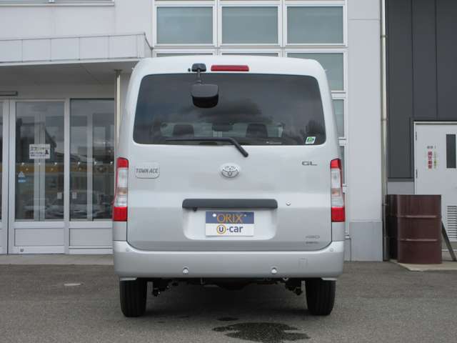 Toyota Town Ace Van 12