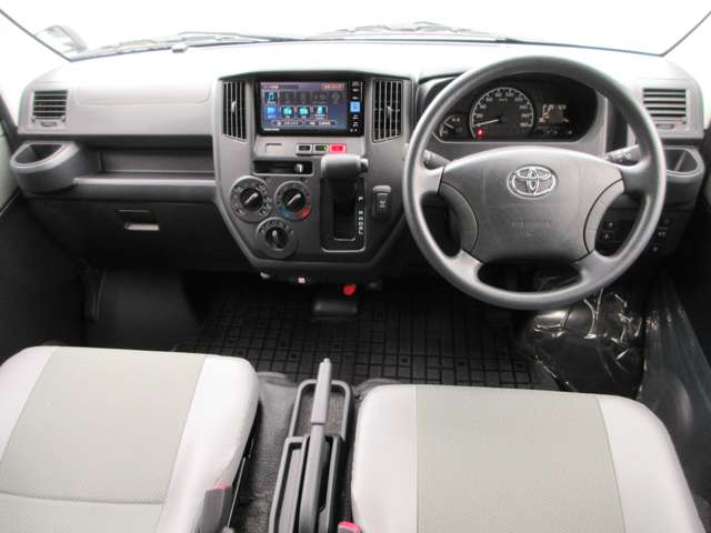 Toyota Town Ace Van 5