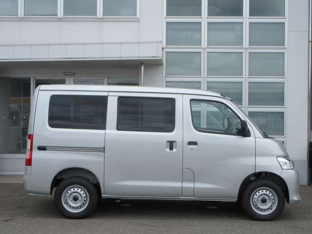 Toyota Town Ace Van 10