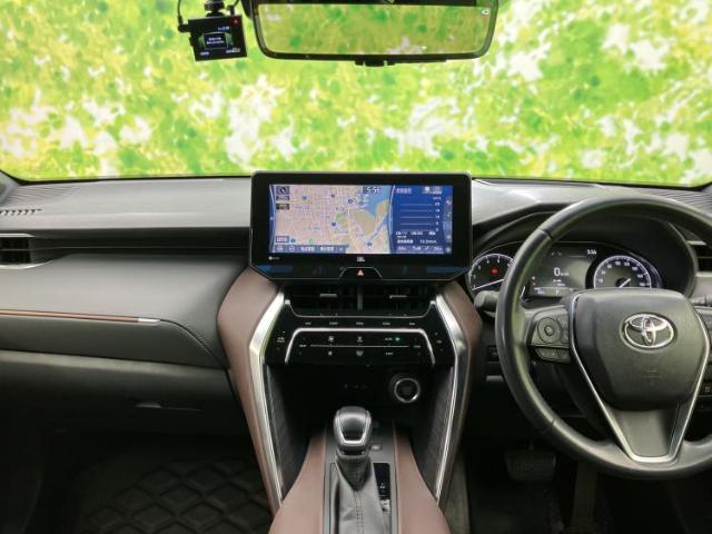Toyota Harrier 4