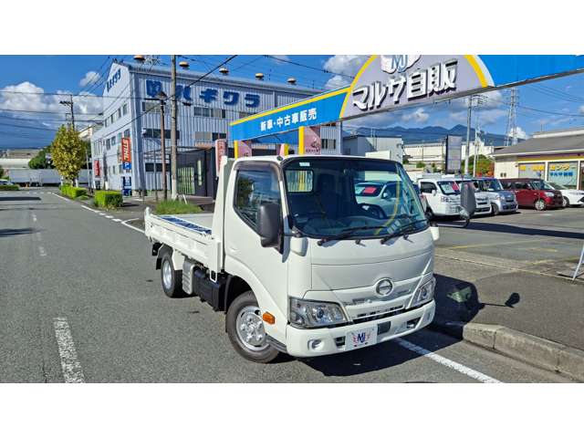 Hino Dutro 6
