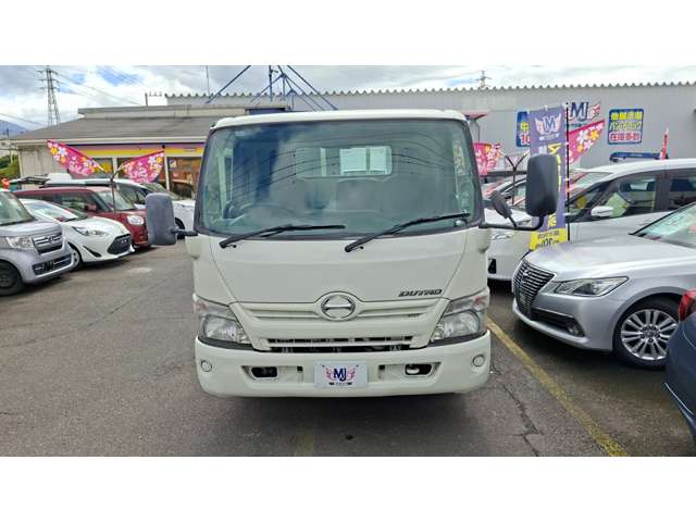 Hino Dutro 2