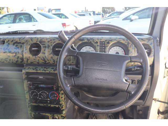 Daihatsu ネイキッド 3