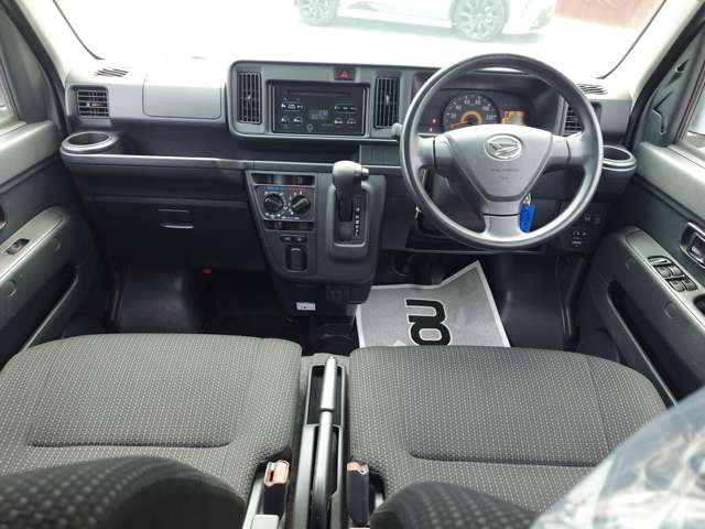 Daihatsu Hijet Cargo 9