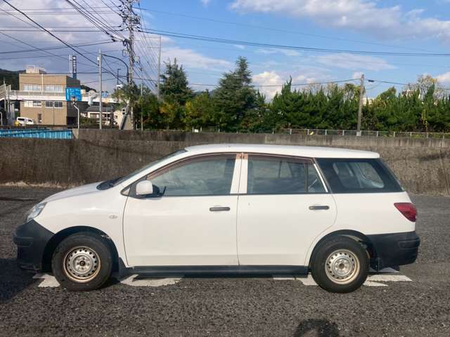 Nissan AD 9