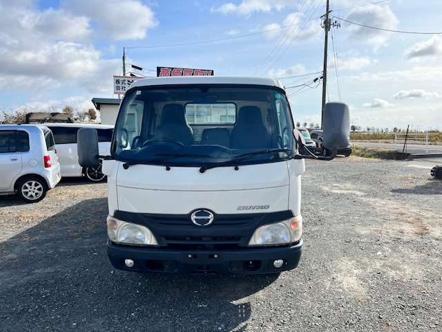 Hino Dutro 2