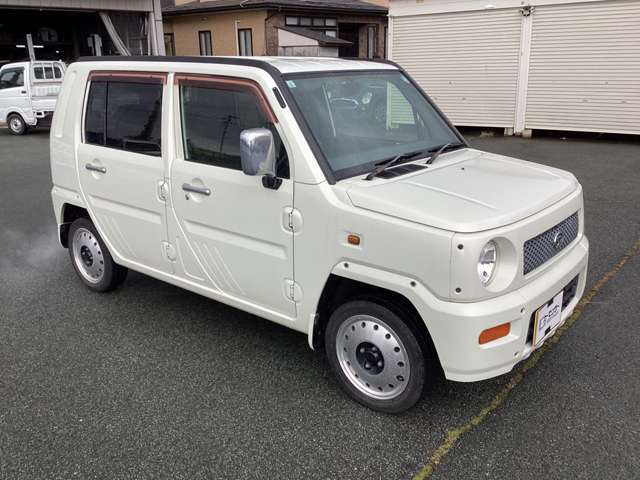 Daihatsu ネイキッド 4