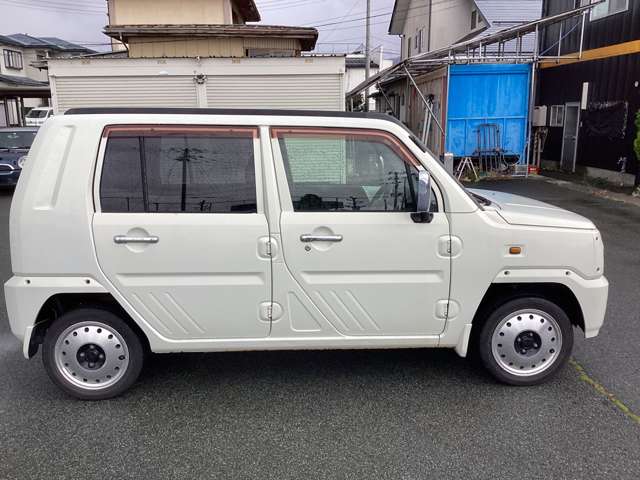 Daihatsu ネイキッド 6