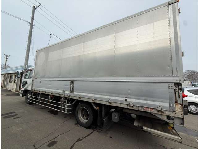 Nissan Condor 6
