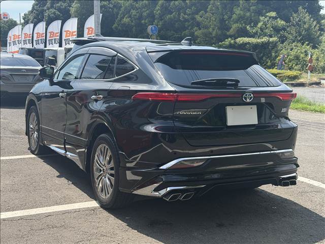Toyota Harrier 8