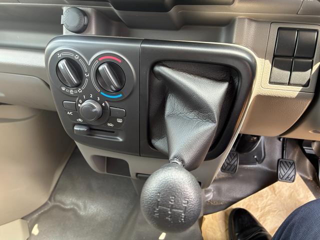 Suzuki Every 11