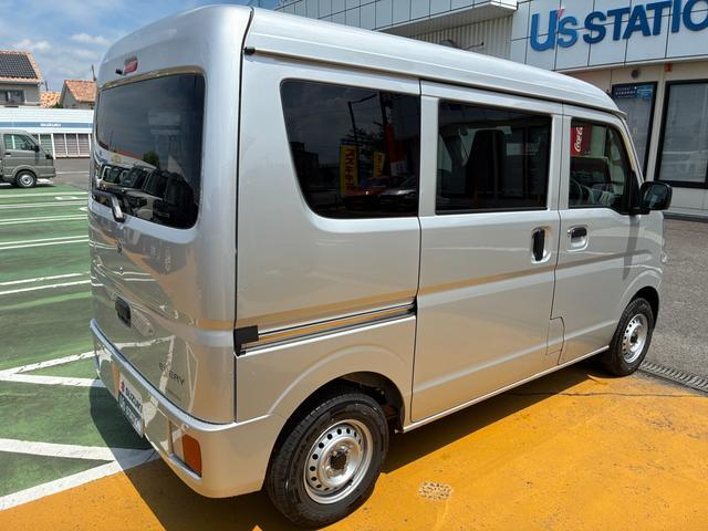 Suzuki Every 8
