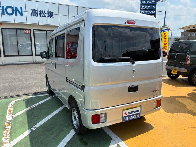 Suzuki Every 9