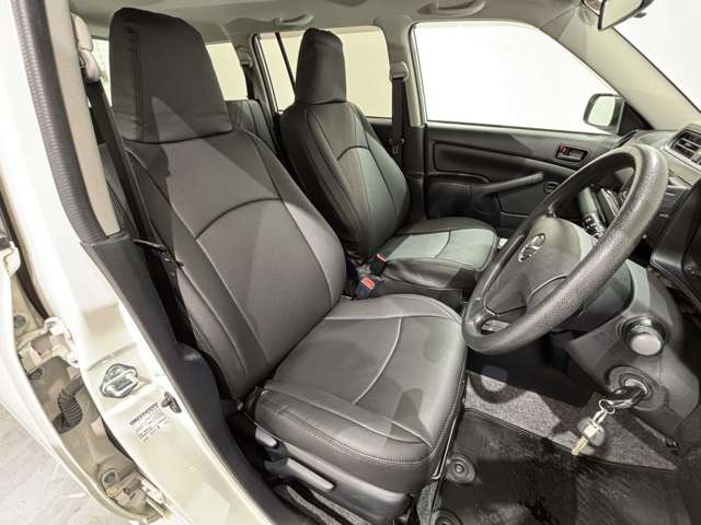 Mazda Familia Van 11