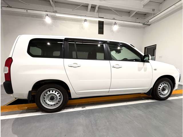 Mazda Familia Van 9