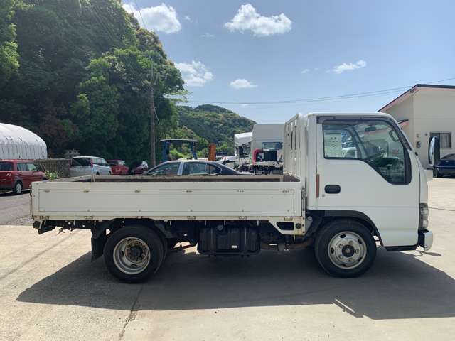 Isuzu Elf 7