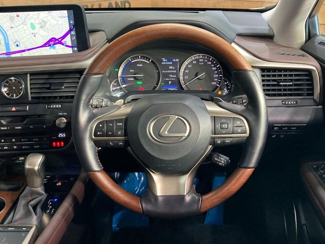 Lexus RX 8