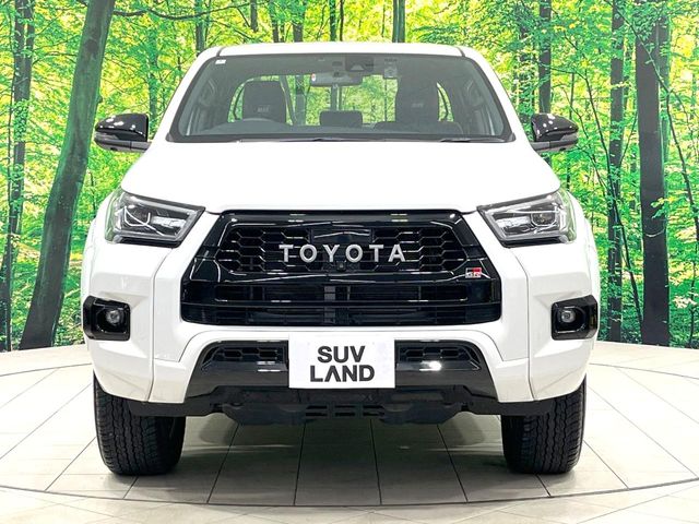 Toyota Hilux 12