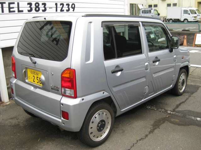 Daihatsu ネイキッド 3