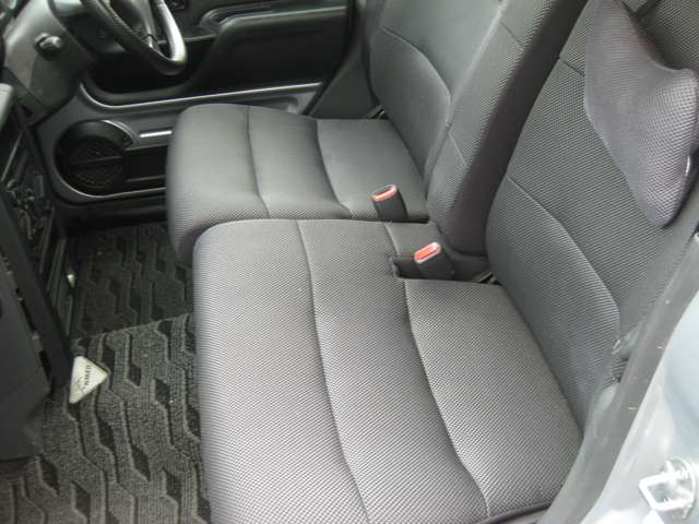 Daihatsu ネイキッド 10