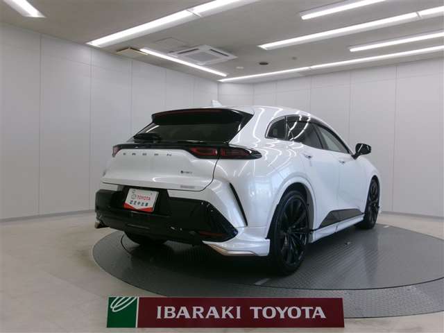 Toyota Crown Sport 3