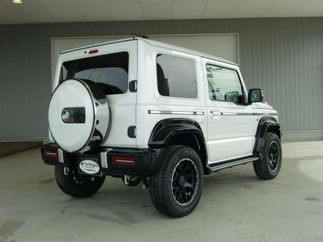 Suzuki Jimny Sierra 4