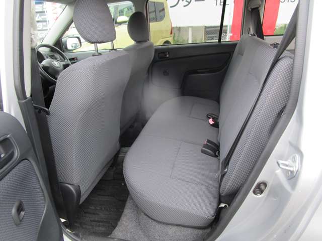 Toyota Succeed Van 10