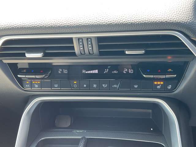Mazda CX-60 9