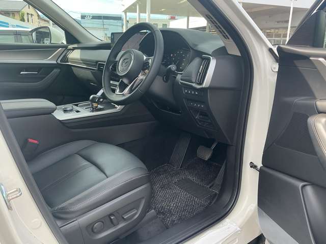 Mazda CX-60 9