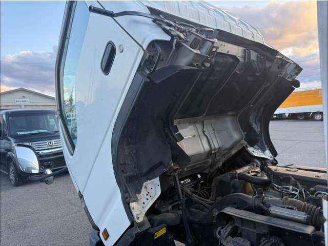 Isuzu Elf 11