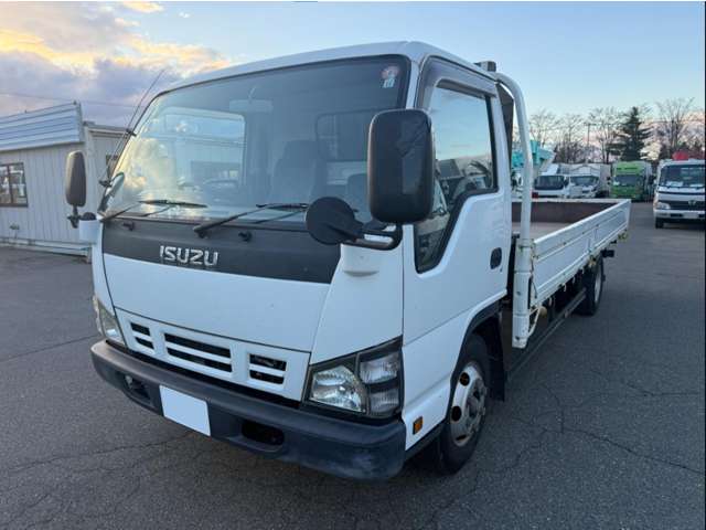 Isuzu Elf 2
