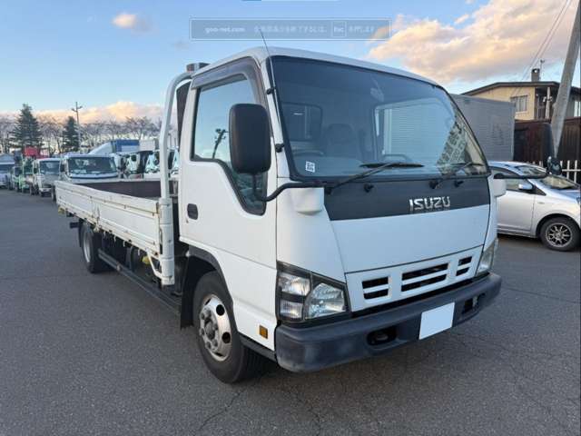 Isuzu Elf 4