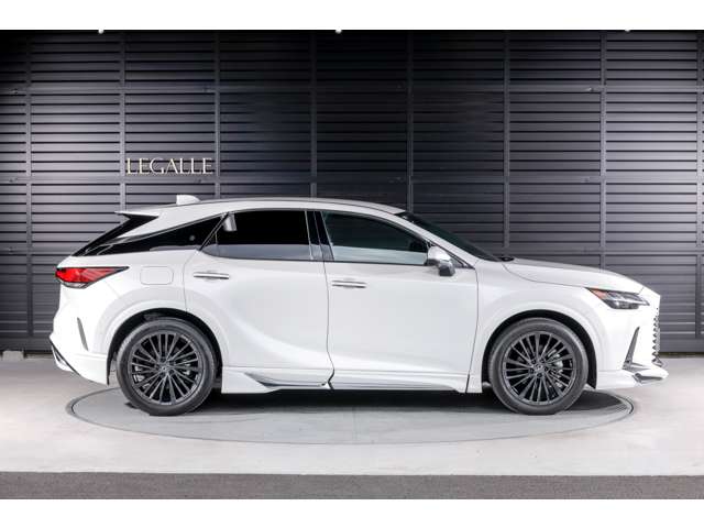Lexus RX 7