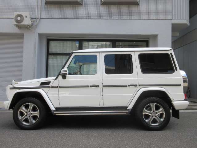 Mercedes-Benz G-Class 2