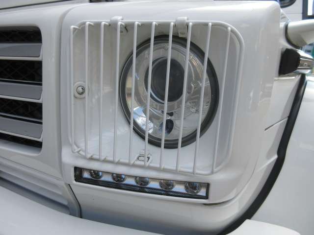 Mercedes-Benz G-Class 9