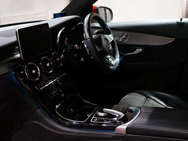 Mercedes-Benz GLC 11