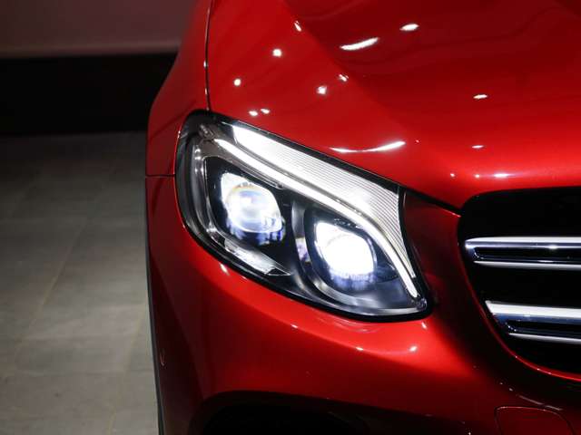 Mercedes-Benz GLC 10