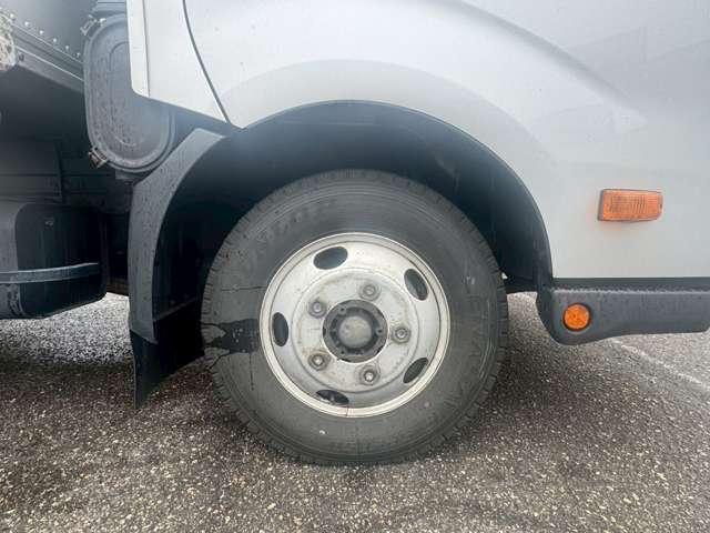 Toyota Toyoace 11